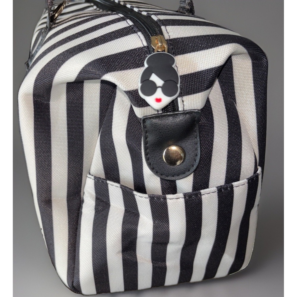 NWT Alice + Olivia Duffle striped duffle Weekender BAG BLK/White Positano Stripe